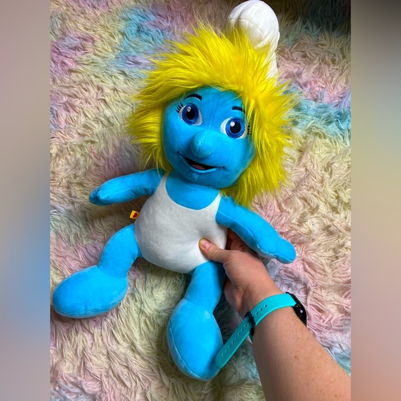 Build a Bear Smurfette plush toy - Picture 1 of 5
